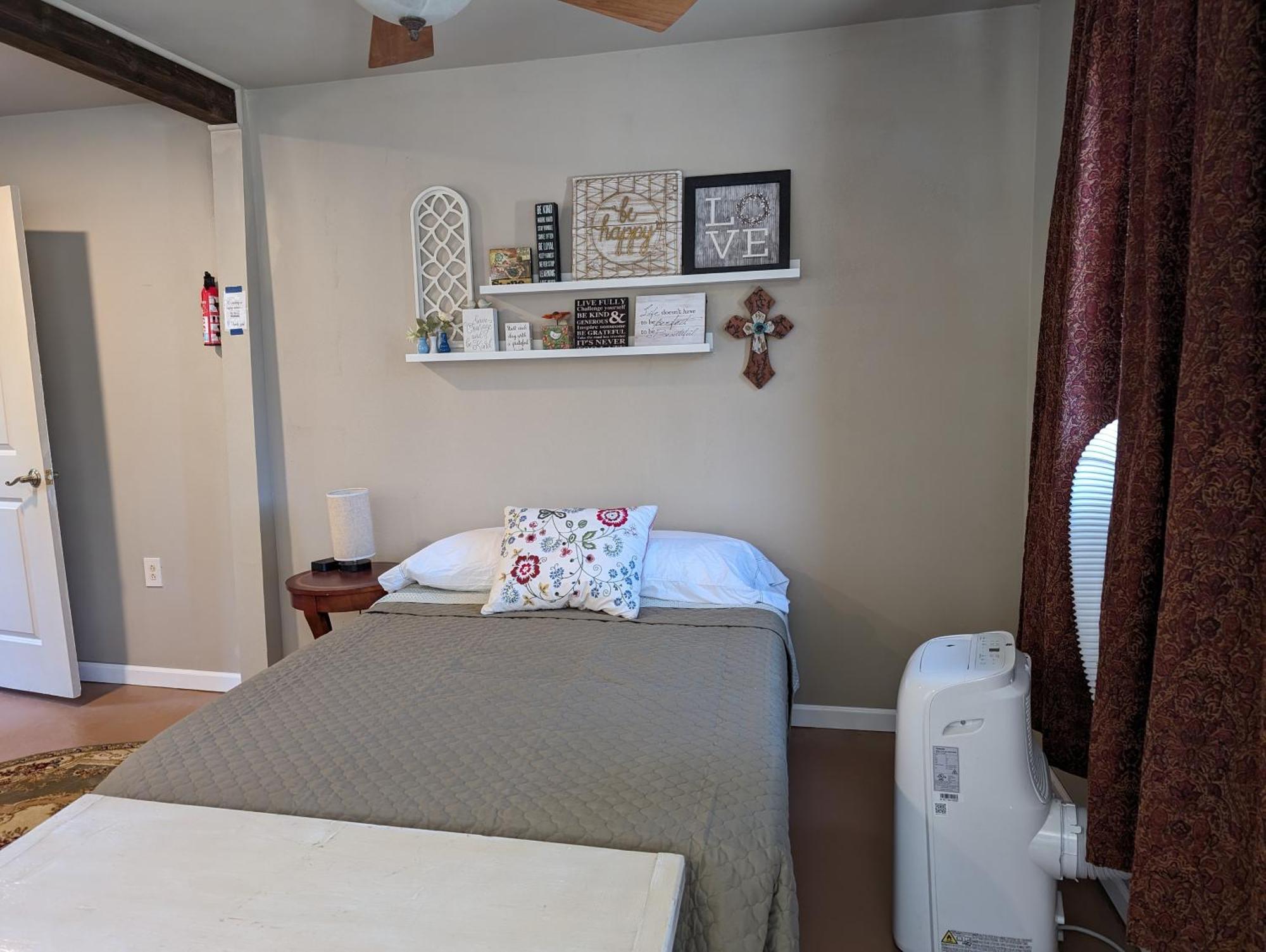 Rustic Rooms Barn Loft สควอว์วัลเลย์ ห้อง รูปภาพ