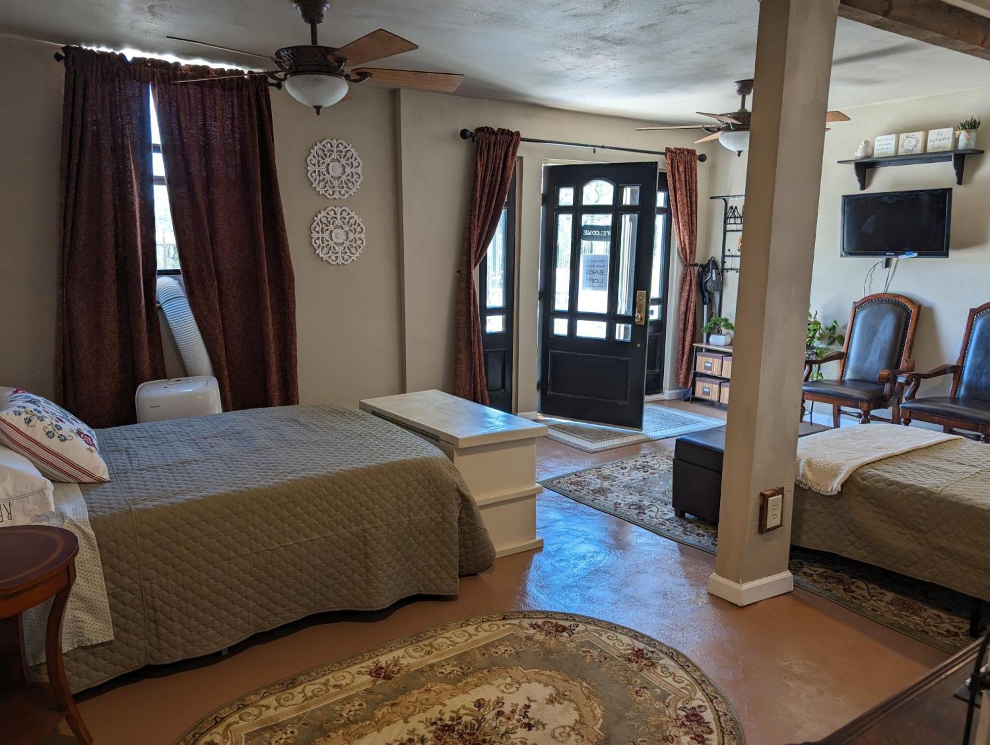 Rustic Rooms Barn Loft สควอว์วัลเลย์ ห้อง รูปภาพ